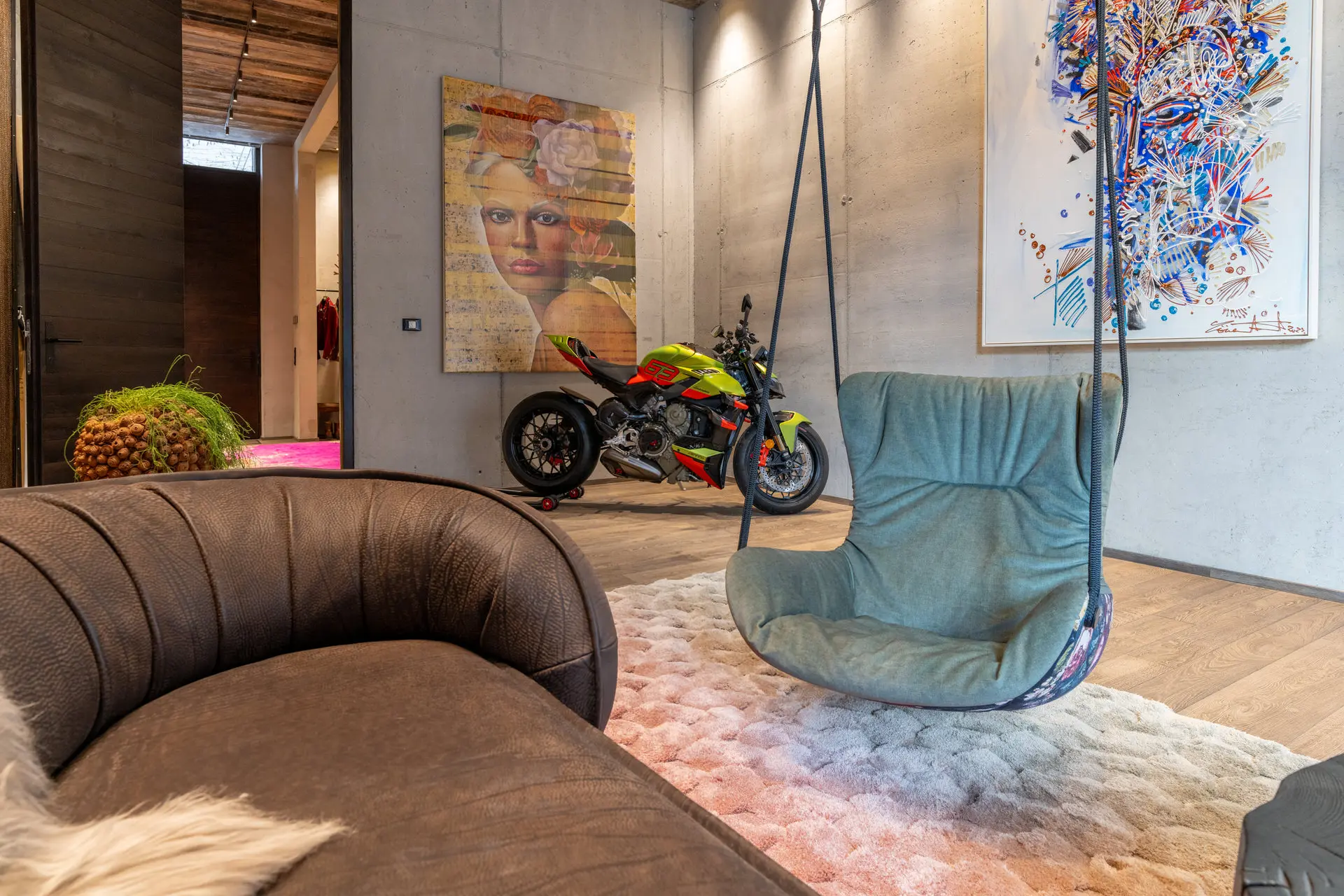 Baxter Leon sofa and Freifrau Leya swing seat in chalet gallery