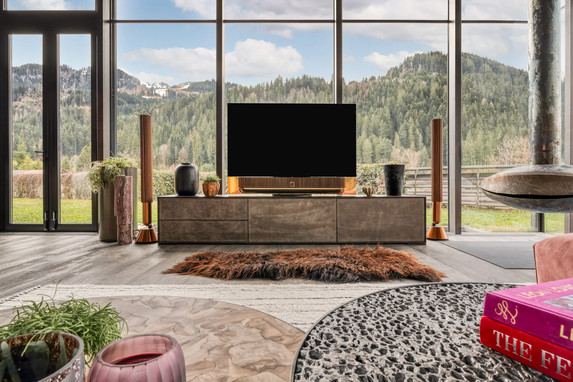 Living room with Hahnenkamm mountain view in Kitzbuehel luxury chalet